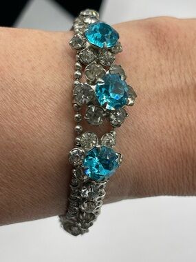Ice-Blue and Clear crystal Rhinestone Flower Bracelet Silver-Tone Bracelet
